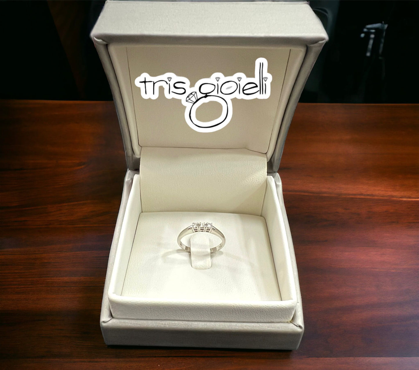 Trilogy a filo con diamanti 0.11(6)ct